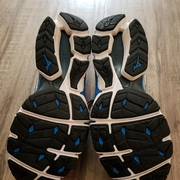 Mizuno Wave Sky Running Shoe Blue And Gray - Picture 5 of 8